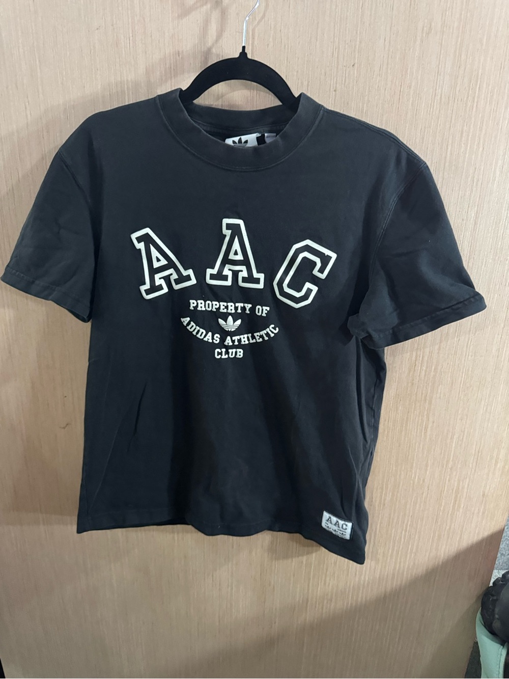 Men’s adidas AAC Black Trefoil Graphic T‑Shirt Size Small